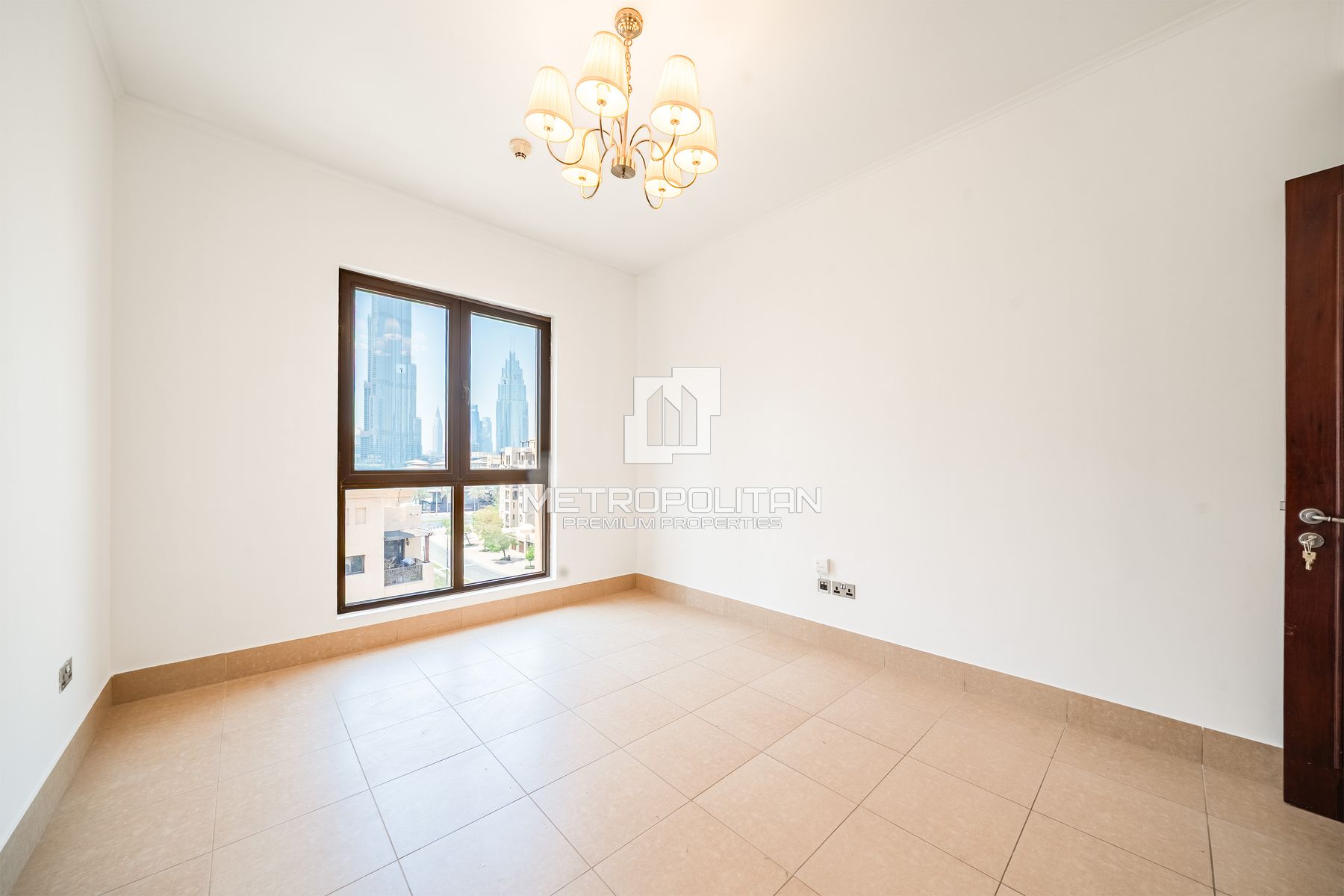 3BR Apartment for Rent in Old Town – MPR-9857