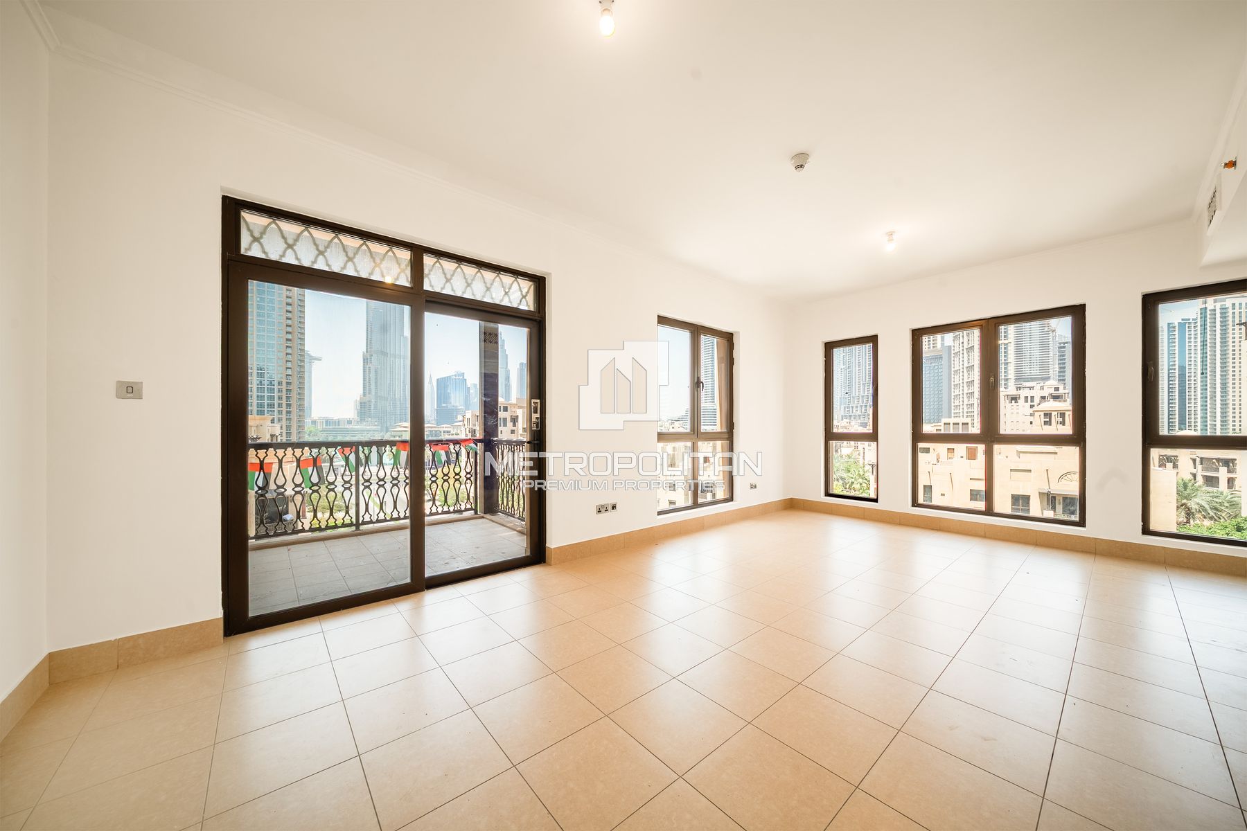 3BR Apartment for Rent in Old Town – MPR-9857