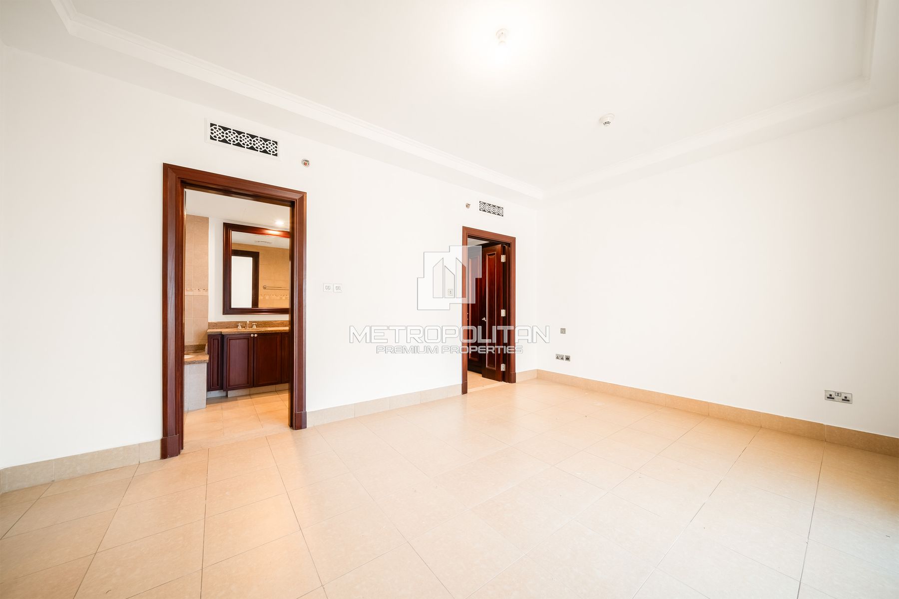 3BR Apartment for Rent in Old Town – MPR-9857