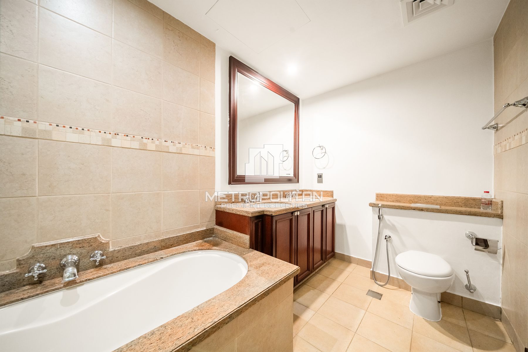 3BR Apartment for Rent in Old Town – MPR-9857