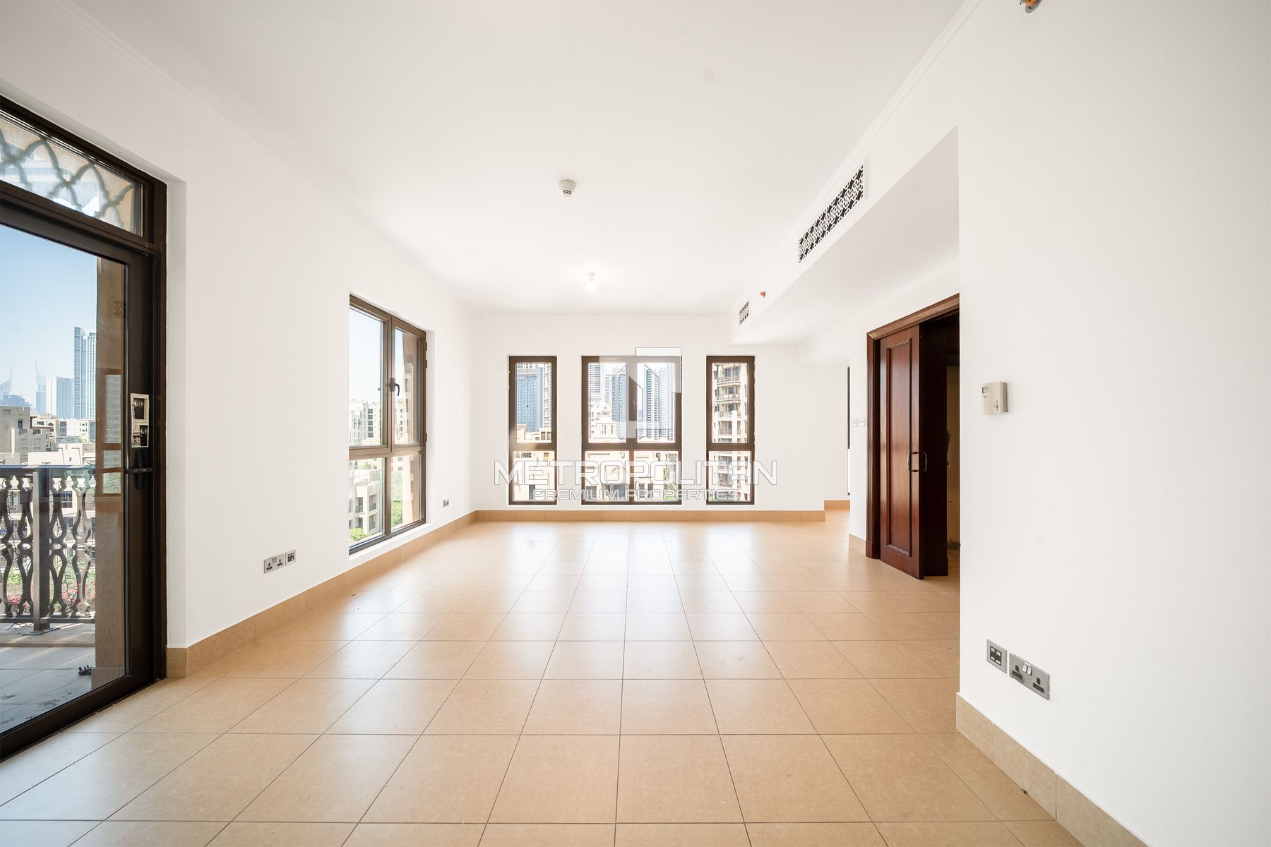 3BR Apartment for Rent in Old Town – MPR-9857
