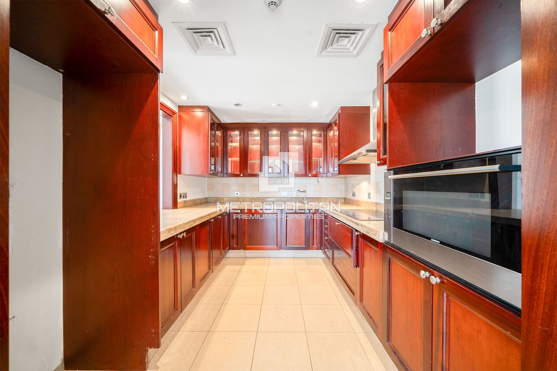 3BR Apartment for Rent in Old Town – MPR-9857