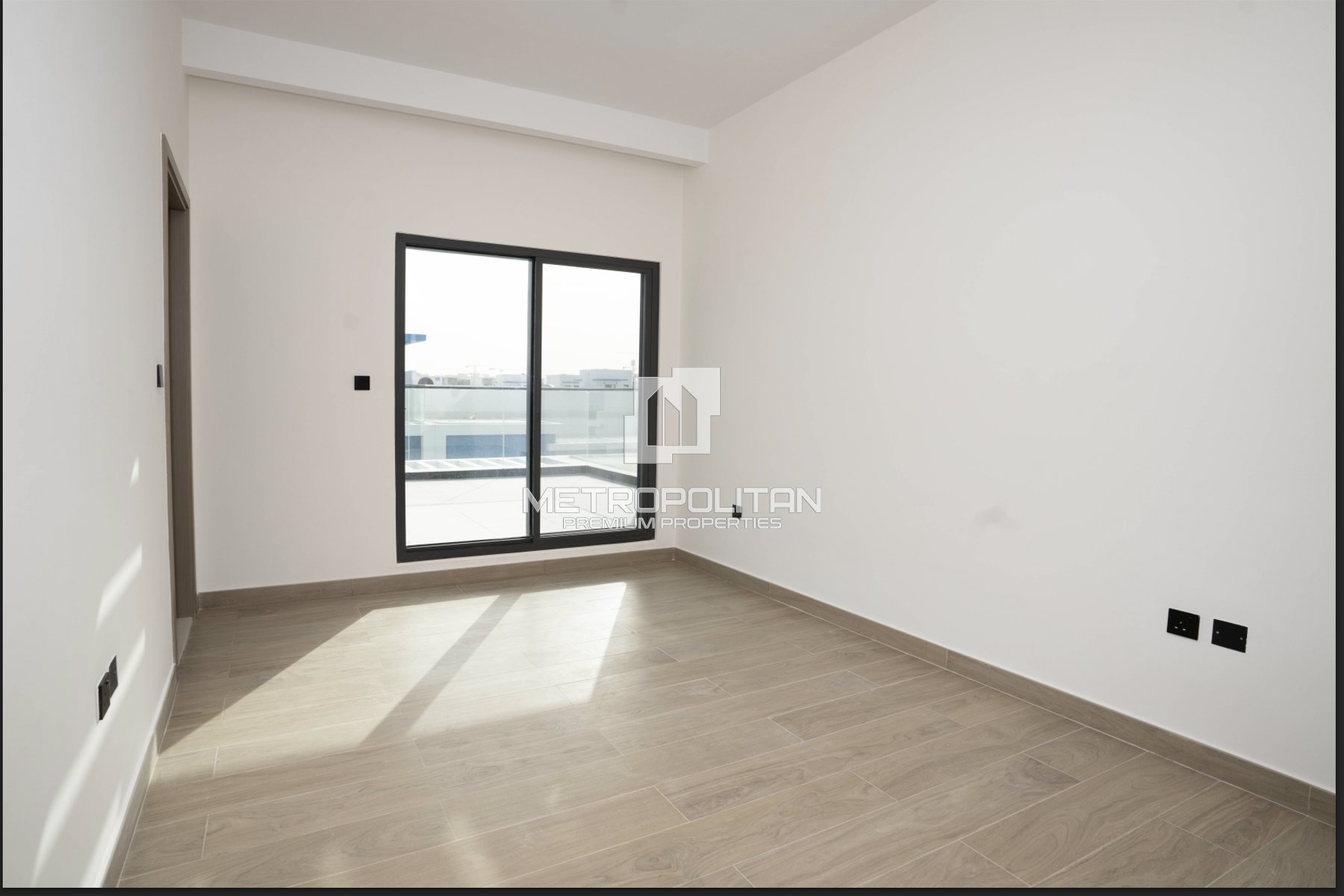 5BR + Maid | Mid Corner Unit | Ready to Move In
