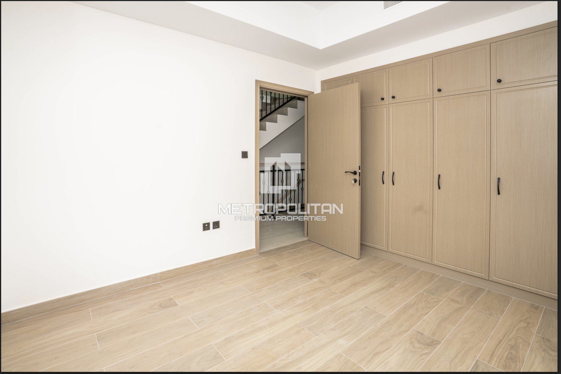 5BR Townhouse for Rent in Damac Lagoons – MPR-9858