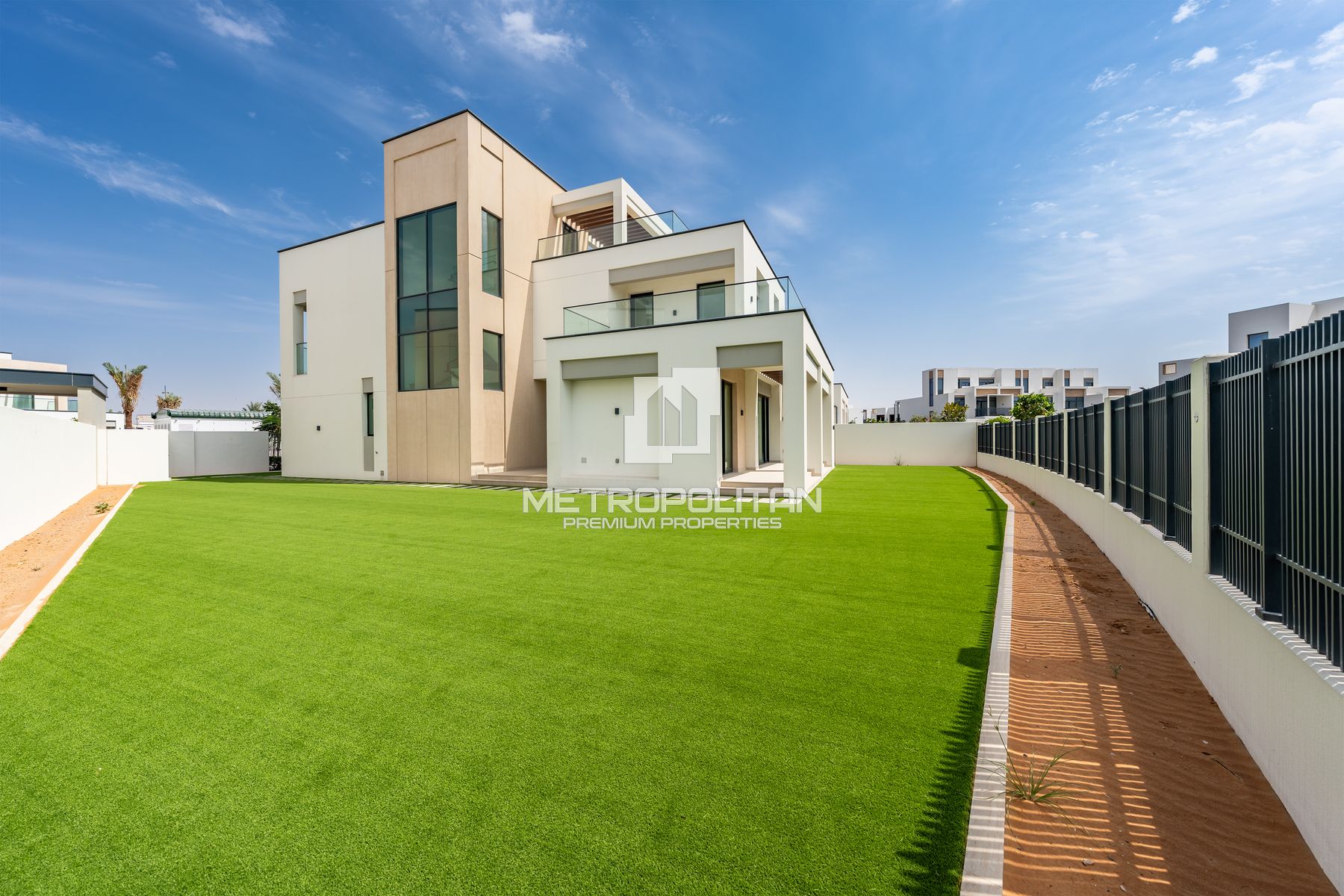 4 BR+Maid | Single Row | Large Plot | Garden View