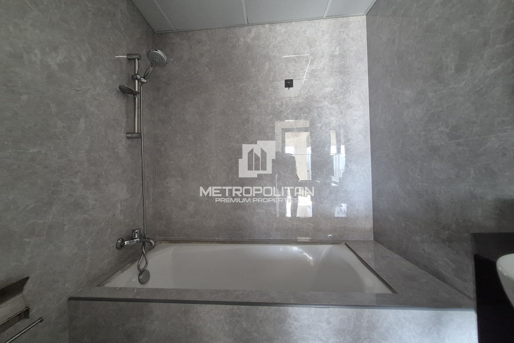 1BR Apartment for Rent in Jumeirah Village Circle – MPR-9861