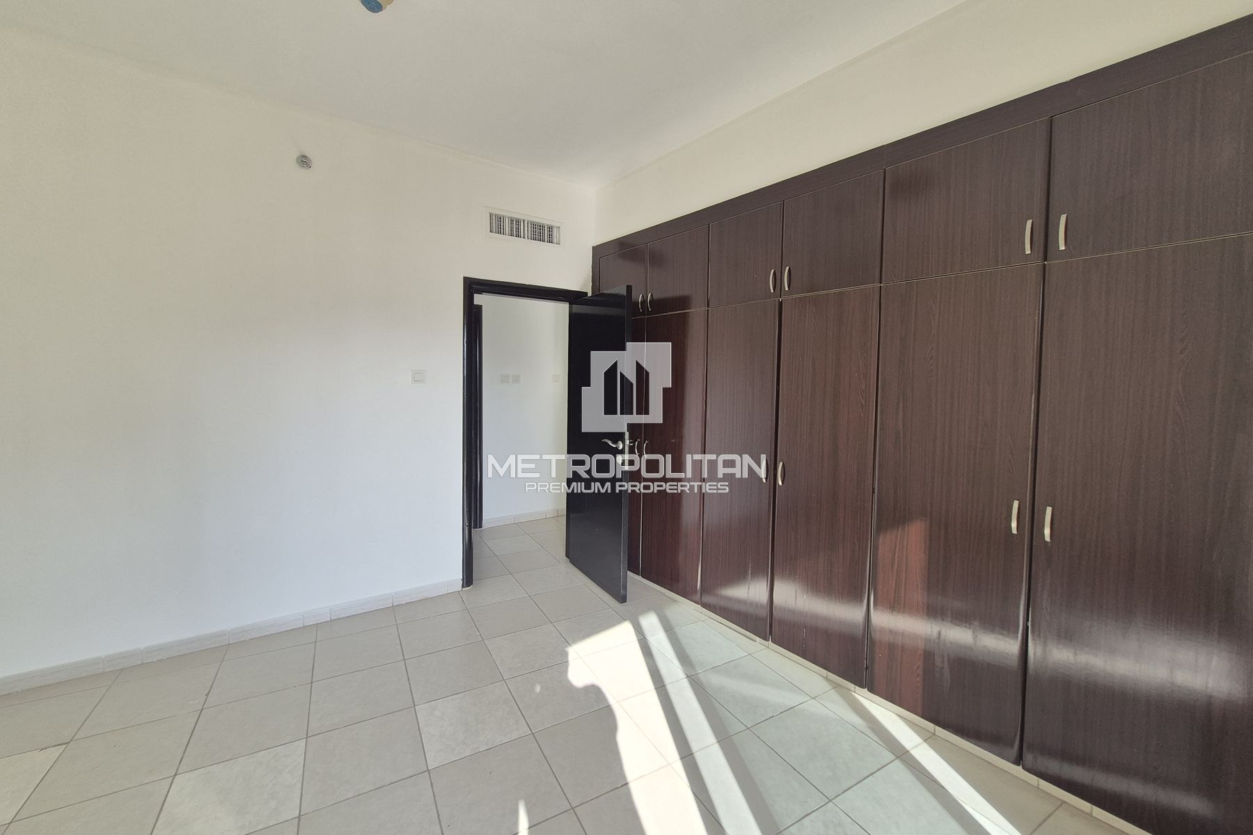 1BR Apartment for Rent in Jumeirah Village Circle – MPR-9861