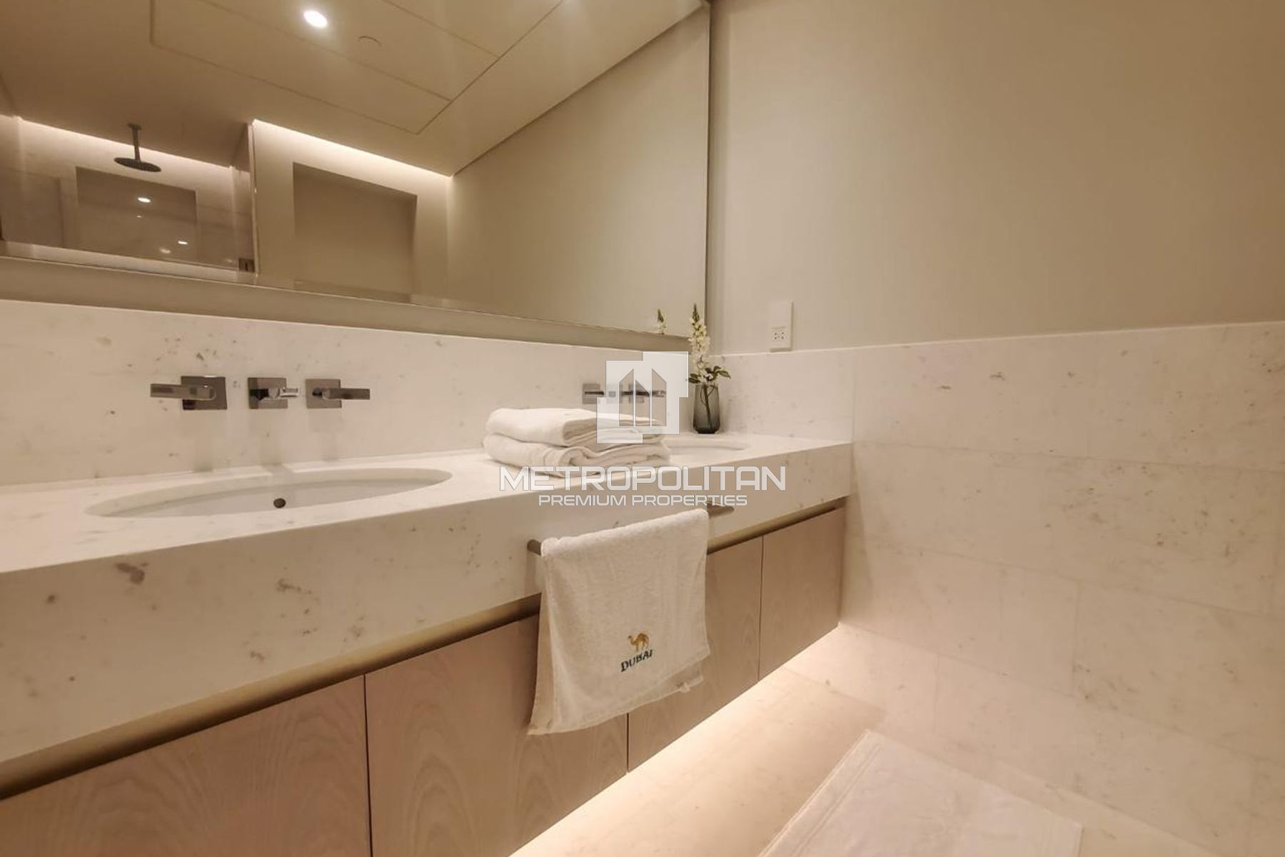 .5BR Apartment for Rent in Palm Jumeirah – MPR-9870