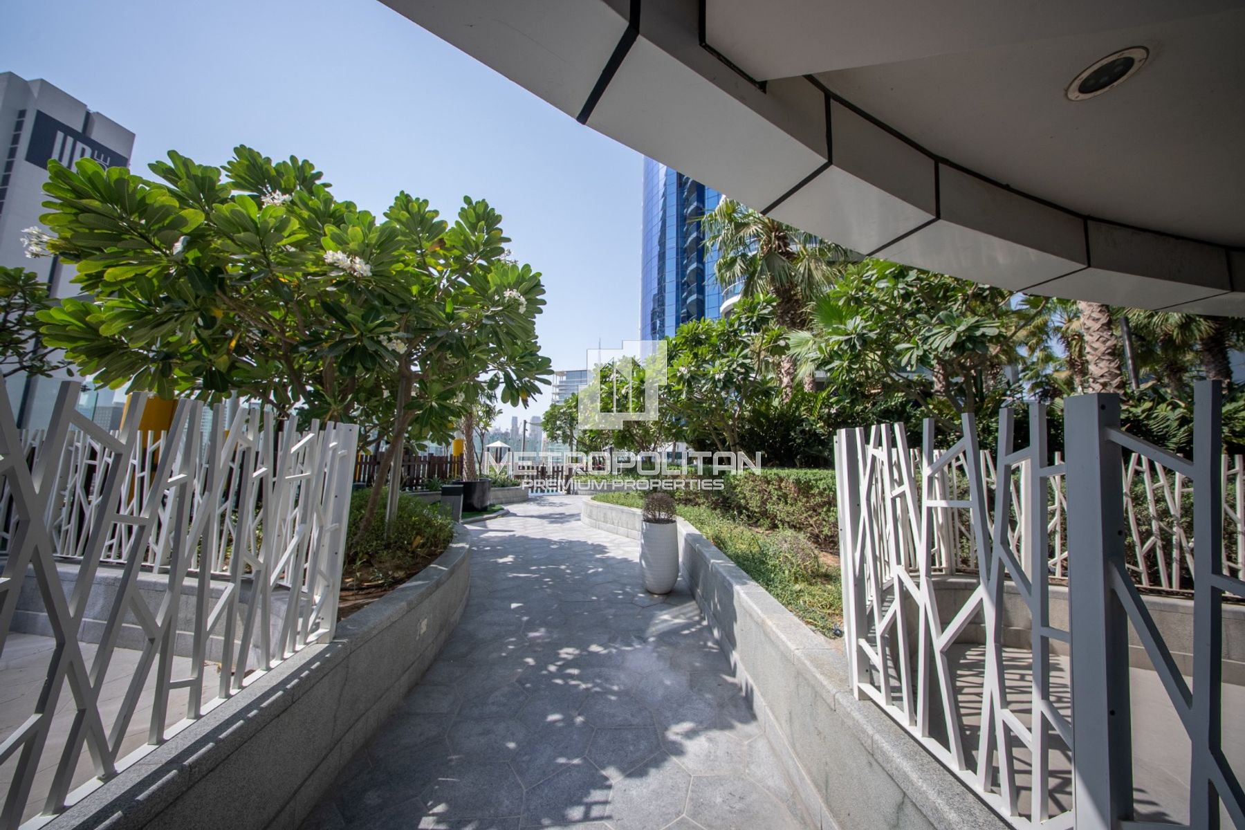 High Floor | Spacious 2 Bed | Fully Furnished