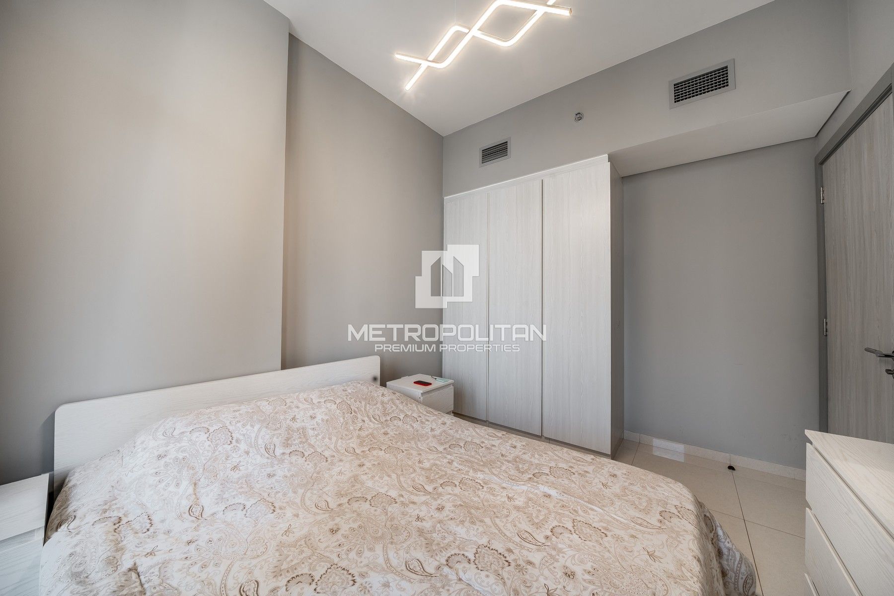 1BR Apartment for Rent in Business Bay – MPR-9892