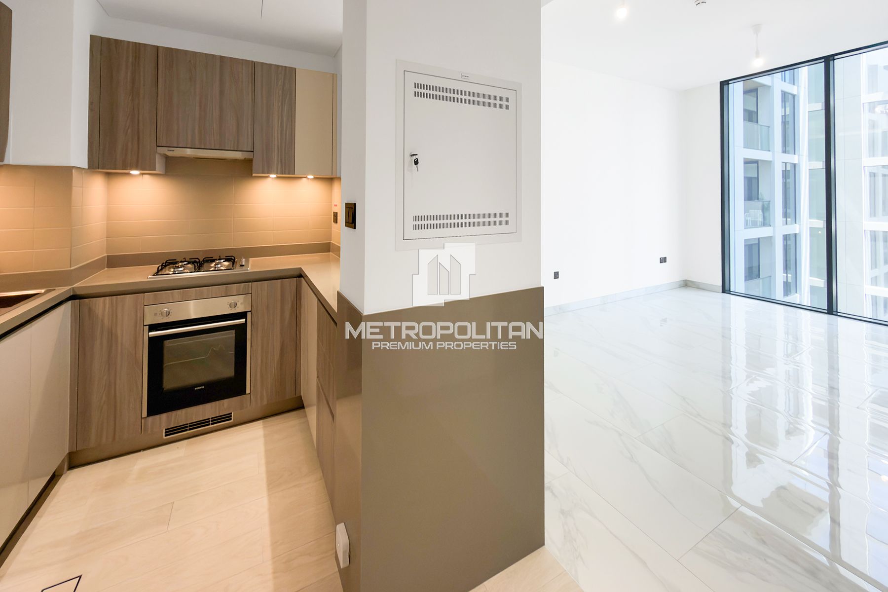 4 Cheques | Bright Layout | Mid Floor | Pool View