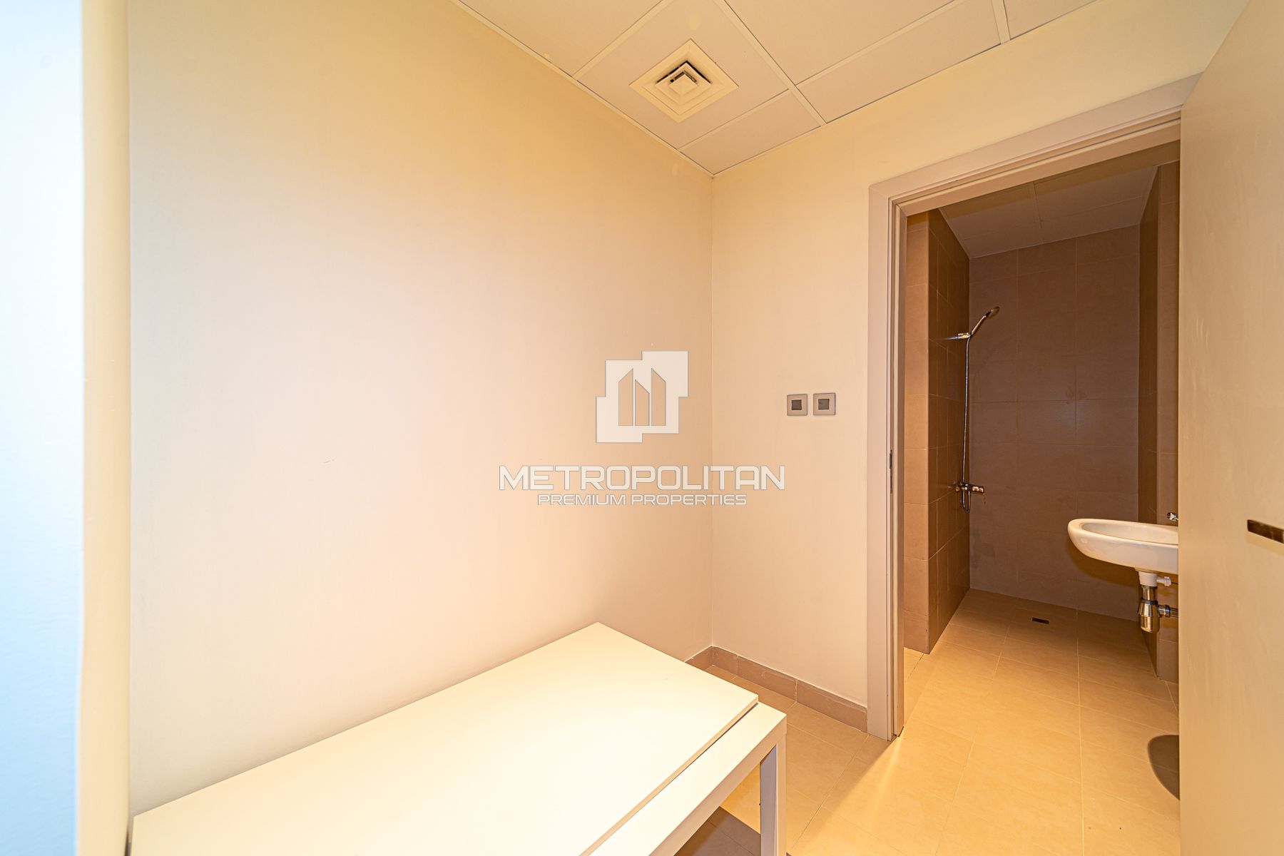 2BR Apartment for Rent in Palm Jumeirah – MPR-9897