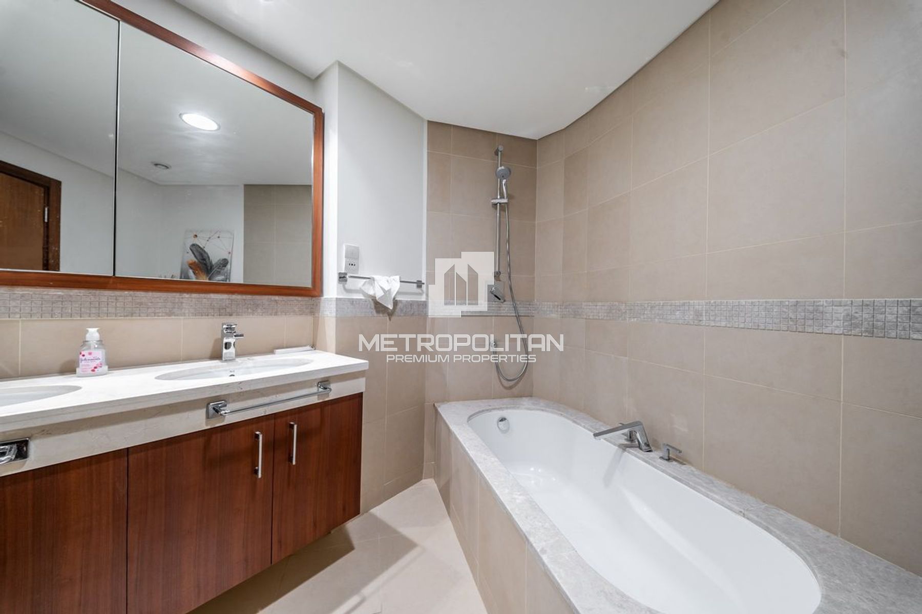 2BR Apartment for Rent in Downtown Dubai – MPR-9908