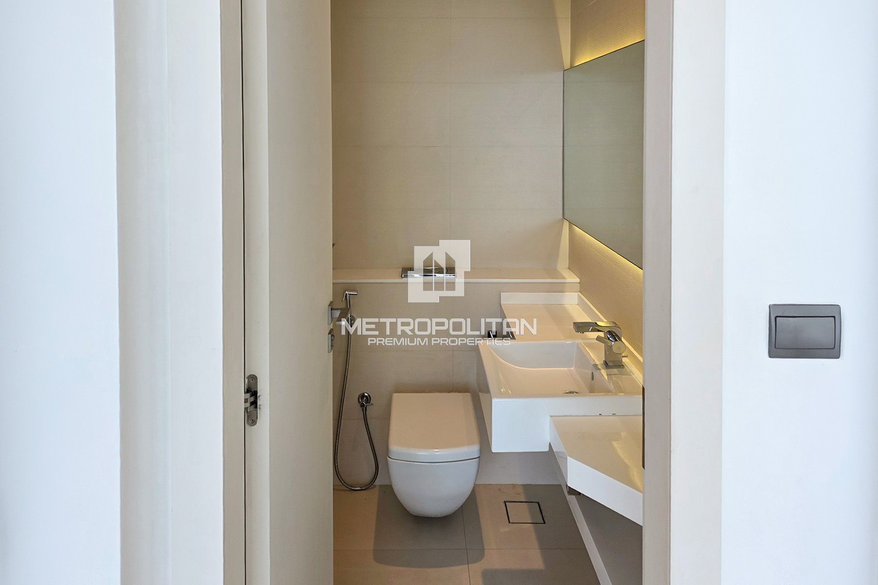 Prime Location | Marina Living | Bright Layout