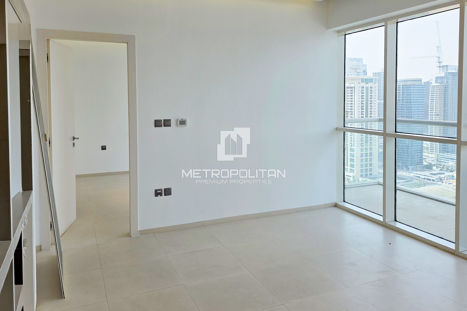 Prime Location | Marina Living | Bright Layout