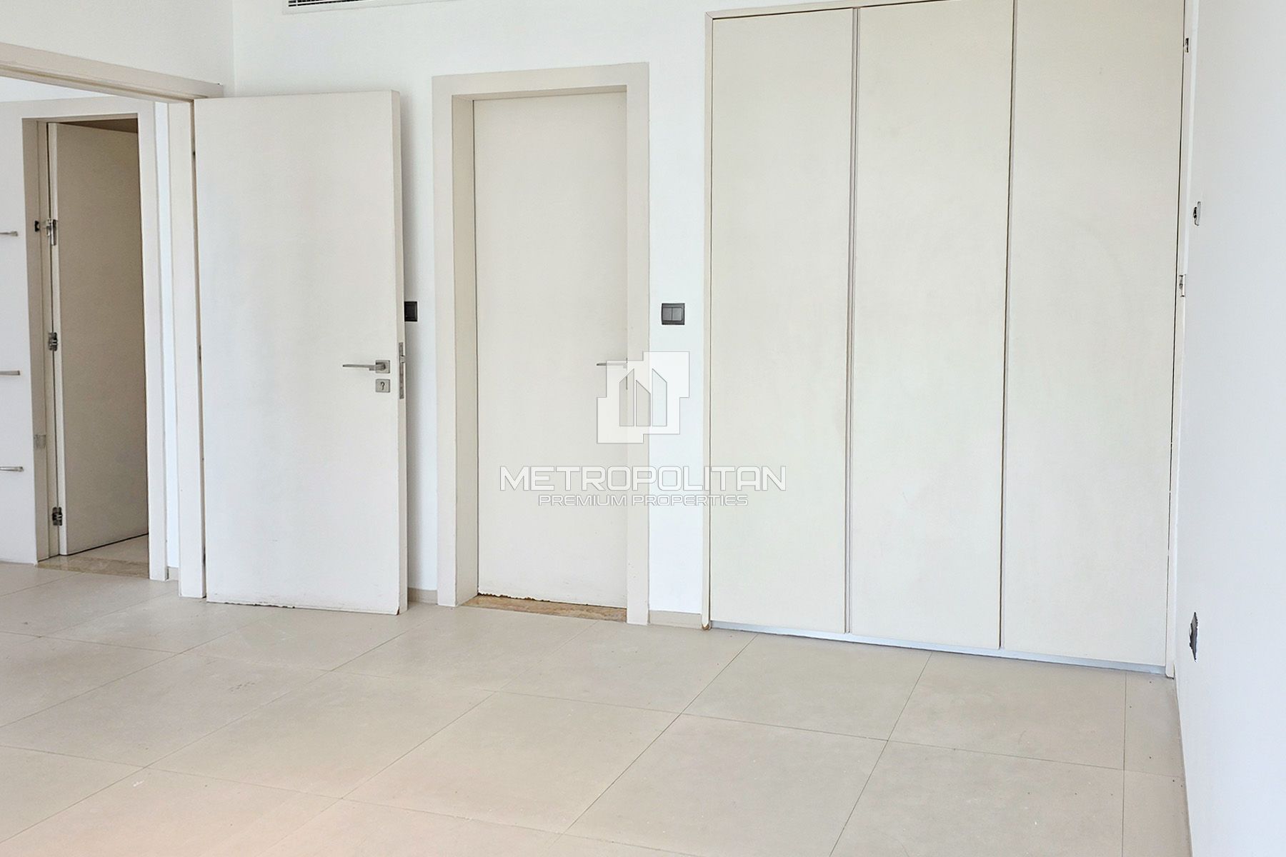 Prime Location | Marina Living | Bright Layout
