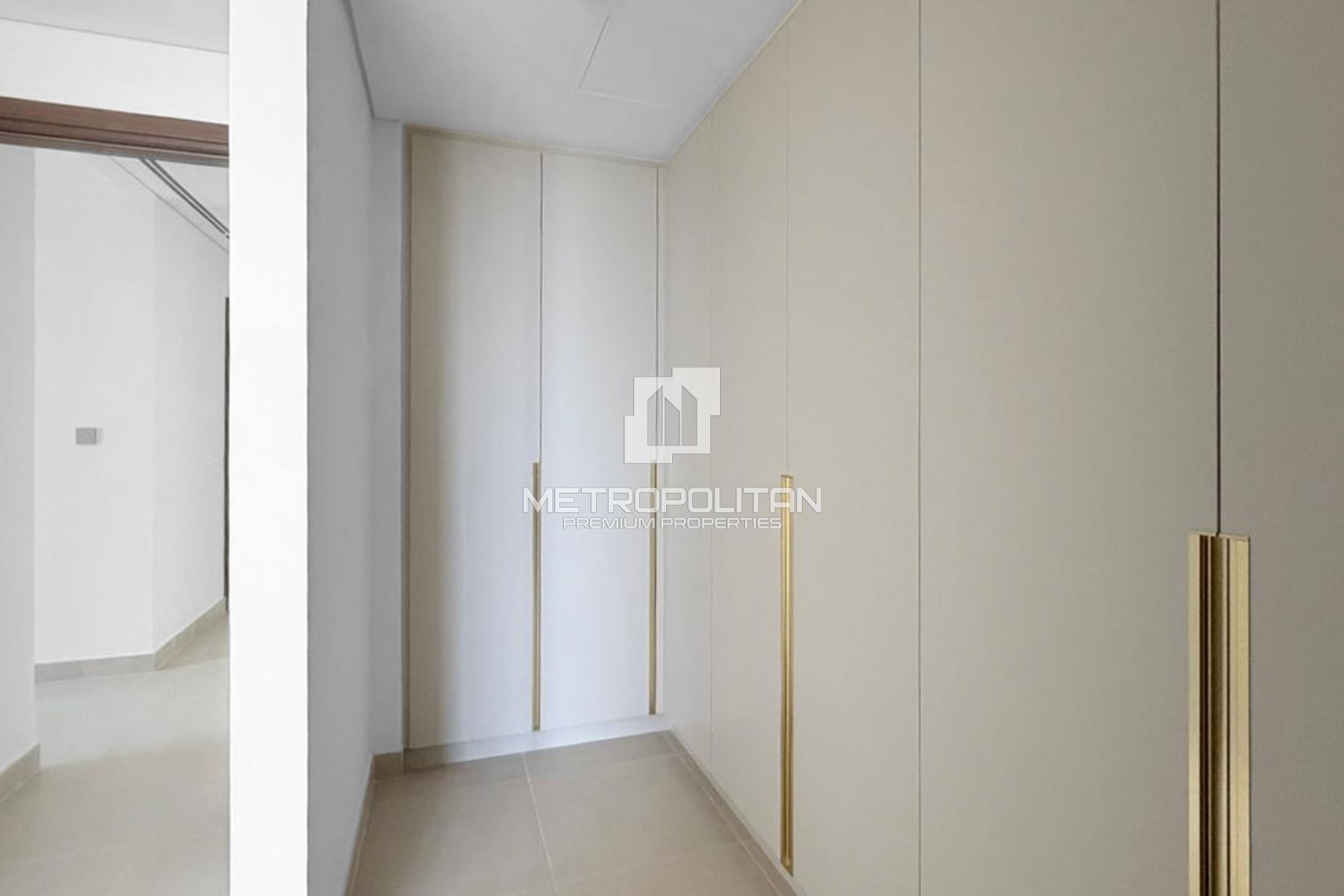 Corner Unit|Biggest Plot| Park View|Near Amenities