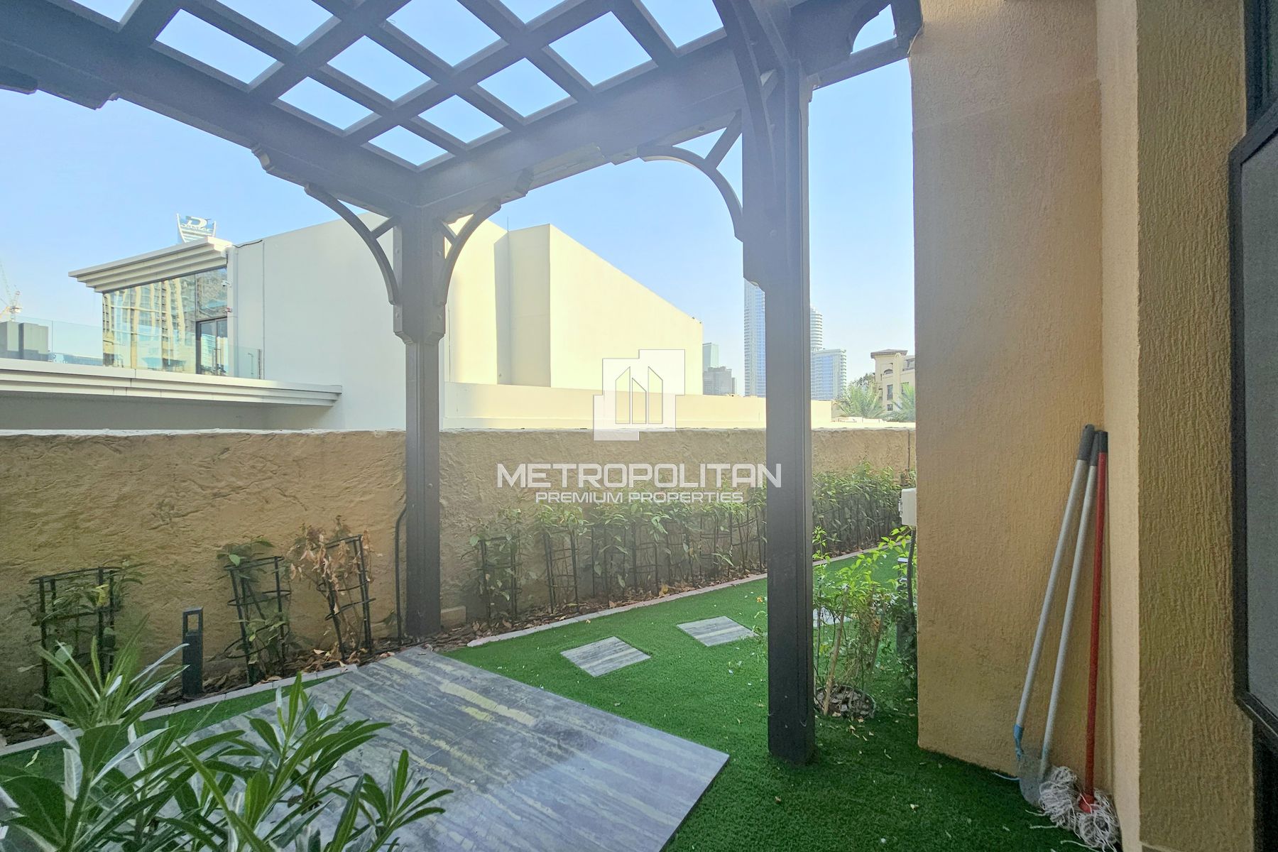 2BR Apartment for Rent in Downtown Dubai – MPR-9925