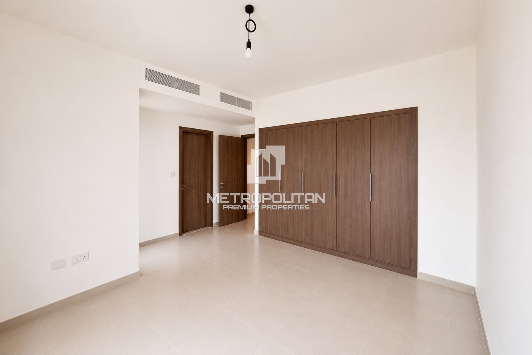 4BR Townhouse for Rent in Tilal Al Ghaf – MPR-9928