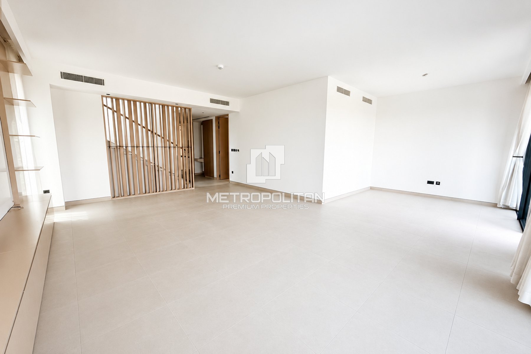 4BR Villa for Rent in Tilal Al Ghaf – MPR-9929