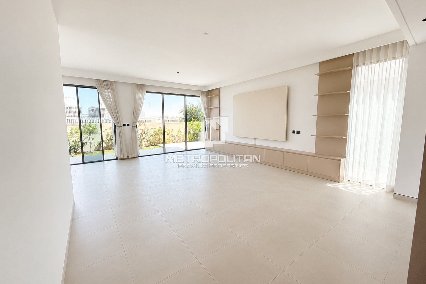 4BR Villa for Rent in Tilal Al Ghaf – MPR-9929