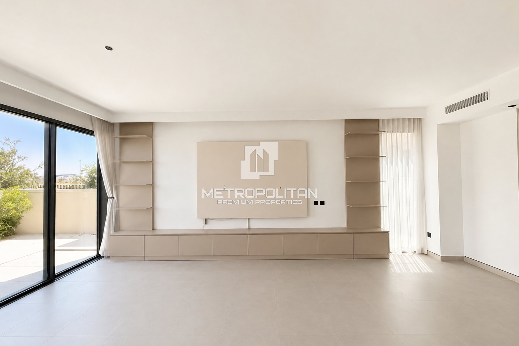 4BR Villa for Rent in Tilal Al Ghaf – MPR-9929
