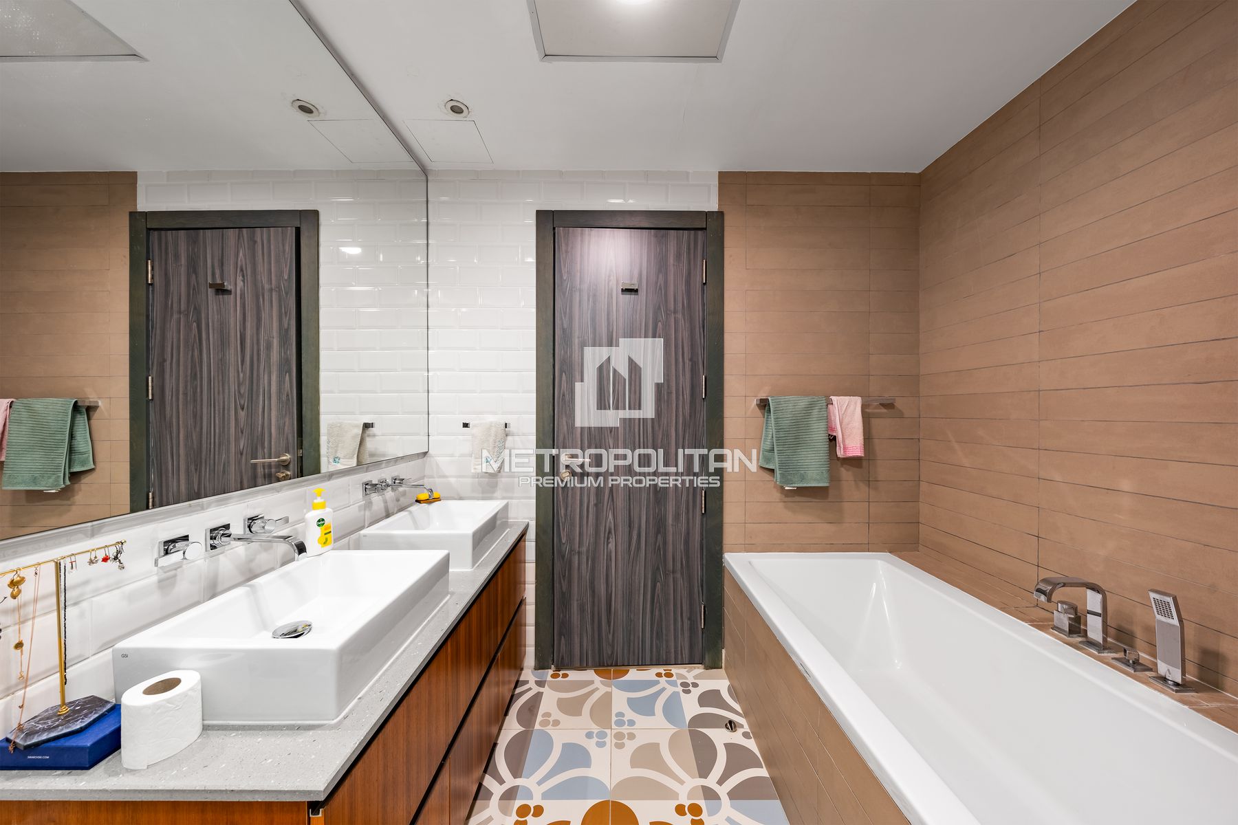 Unfurnished |Park & Amenities View| Ready to Move
