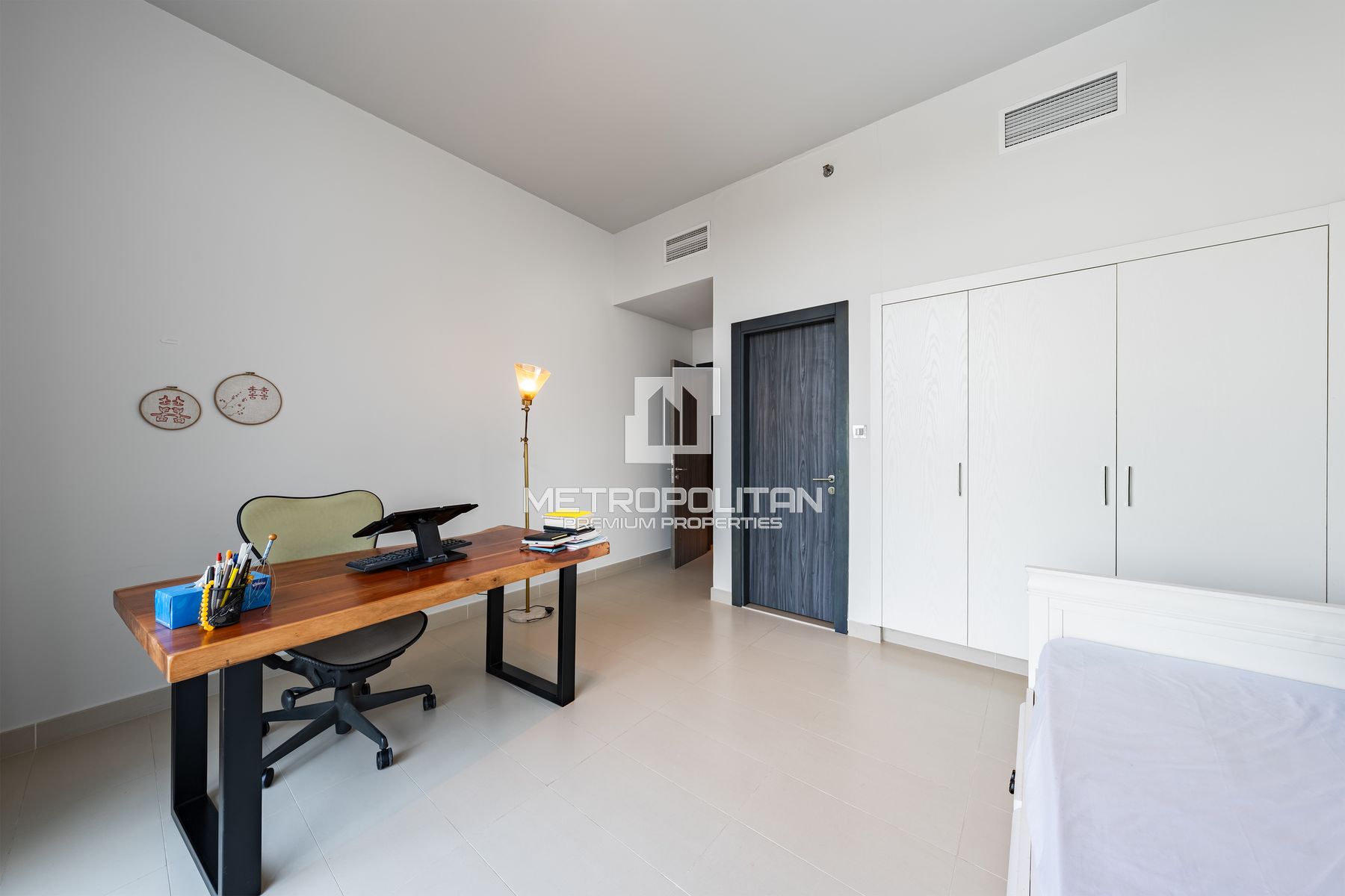 Unfurnished |Park & Amenities View| Ready to Move
