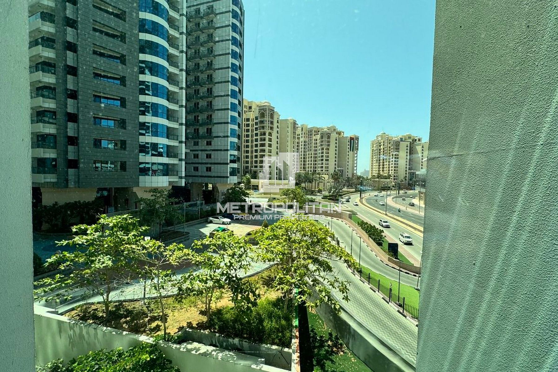 .5BR Apartment for Rent in Palm Jumeirah – MPR-9935