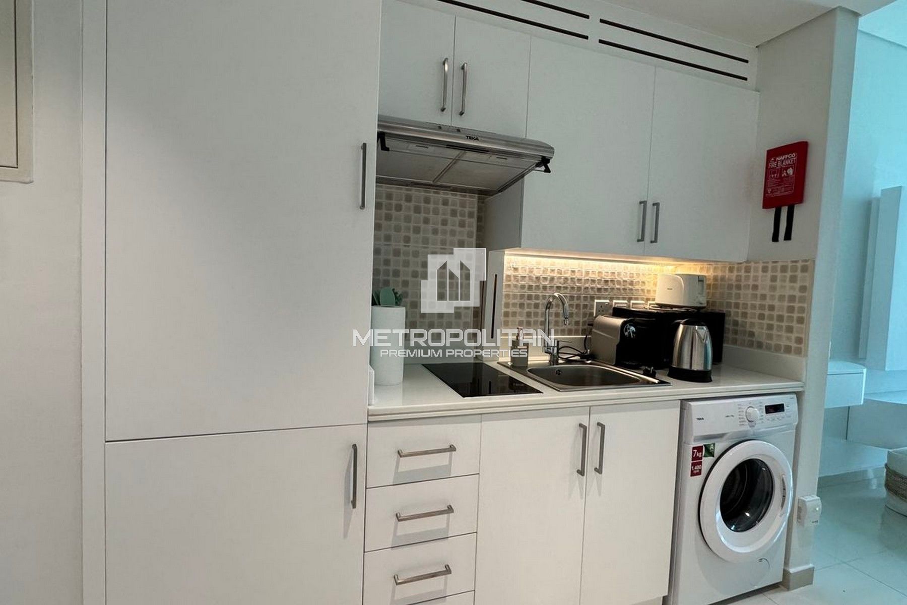 .5BR Apartment for Rent in Palm Jumeirah – MPR-9935