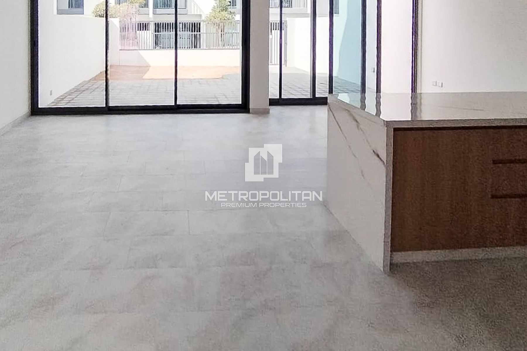 3BR Townhouse for Rent in Dubai Land – MPR-9943