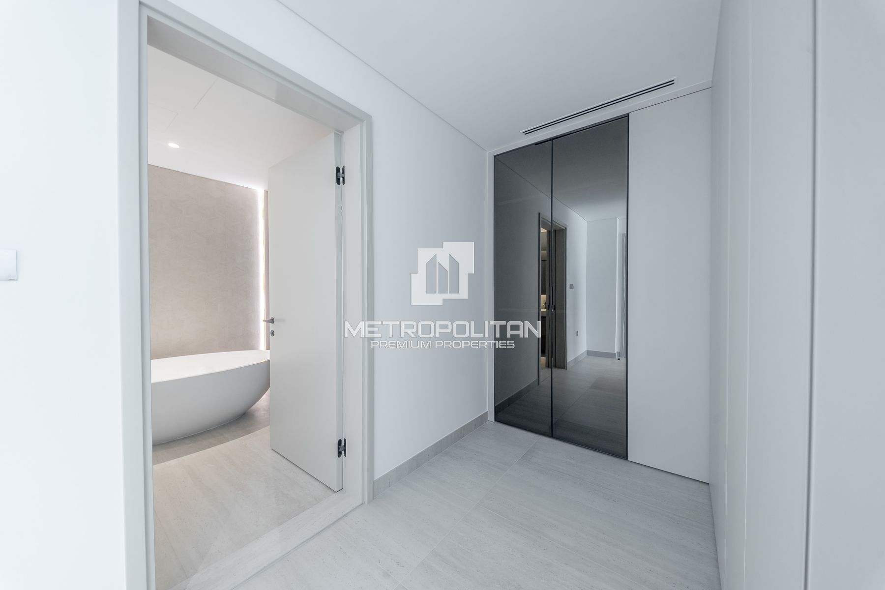 3BR Apartment for Rent in Palm Jumeirah – MPR-9946