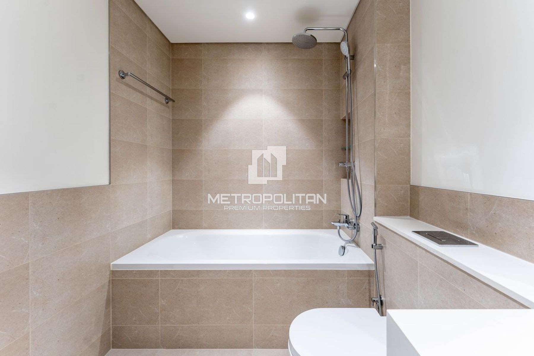 3BR Apartment for Rent in Dubai Harbour – MPR-9953