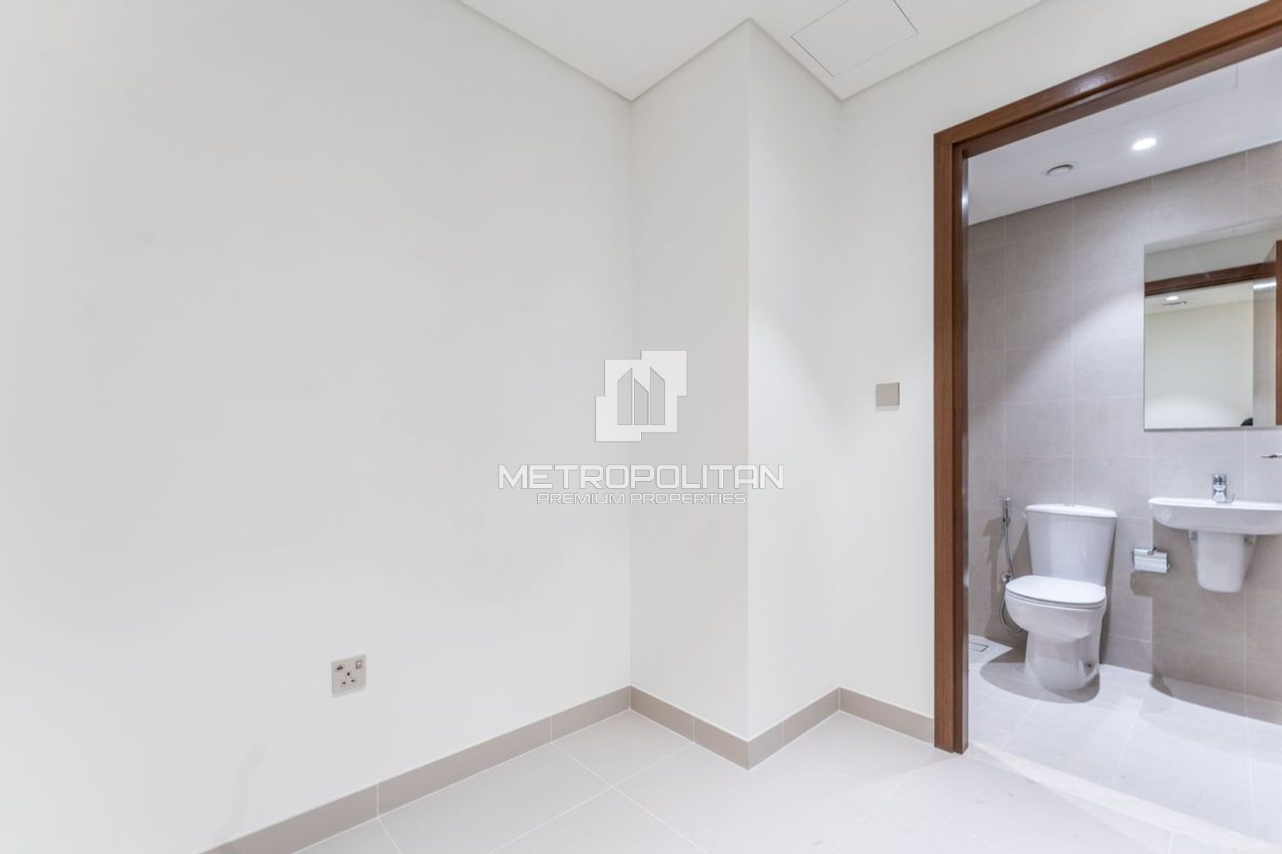 3BR Apartment for Rent in Dubai Harbour – MPR-9953