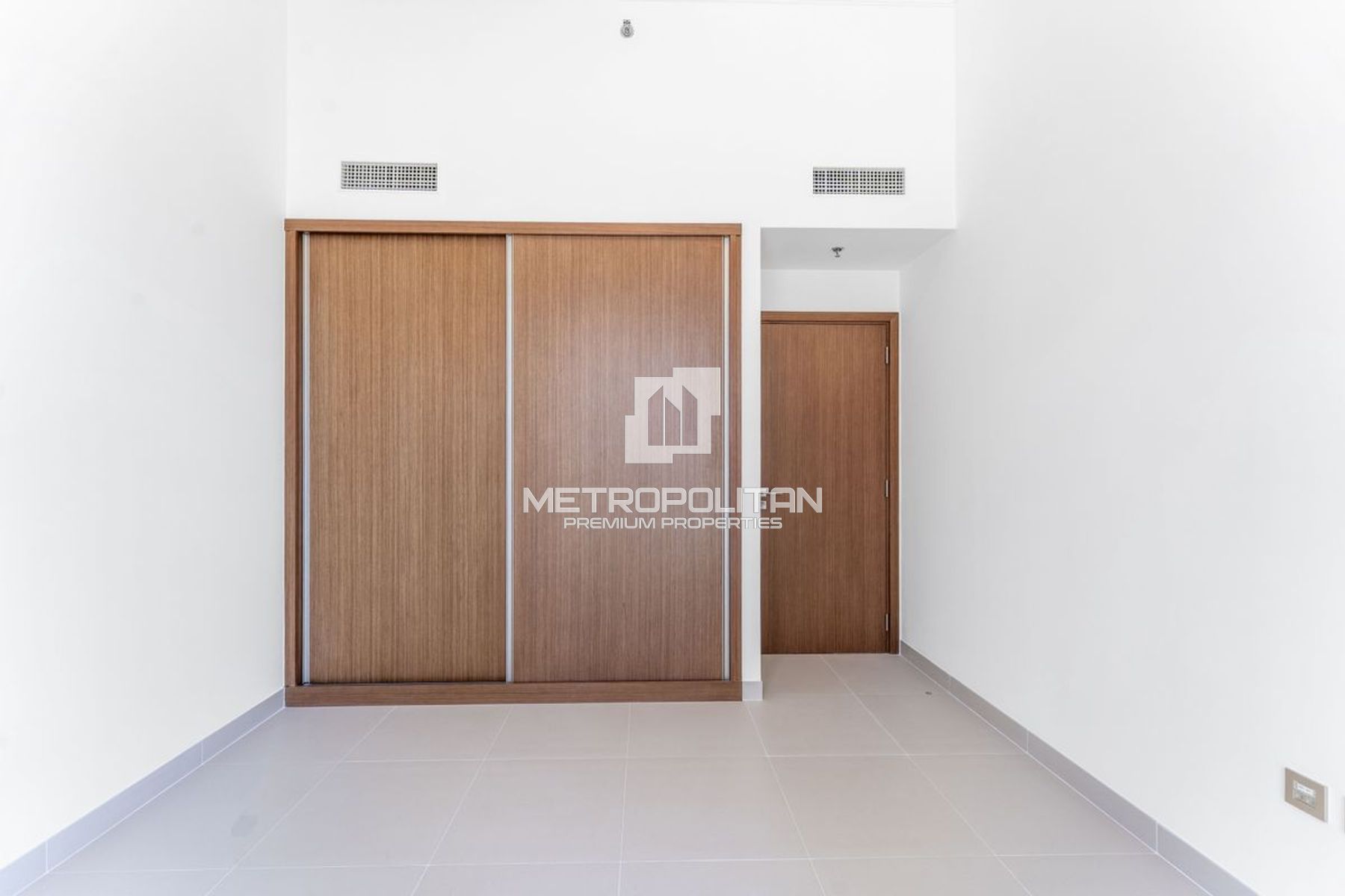 3BR Apartment for Rent in Dubai Harbour – MPR-9953