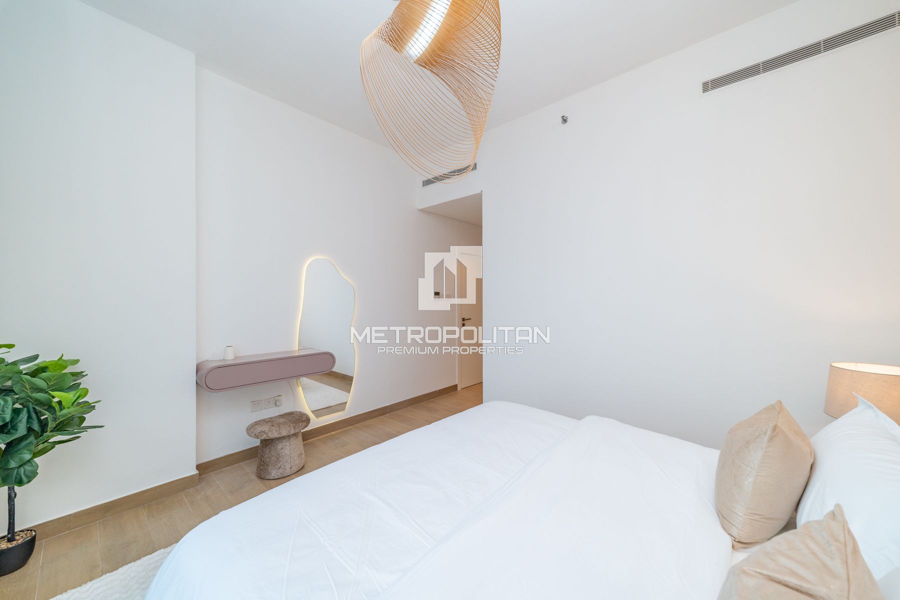 1BR Apartment for Rent in Jumeirah – MPR-9966