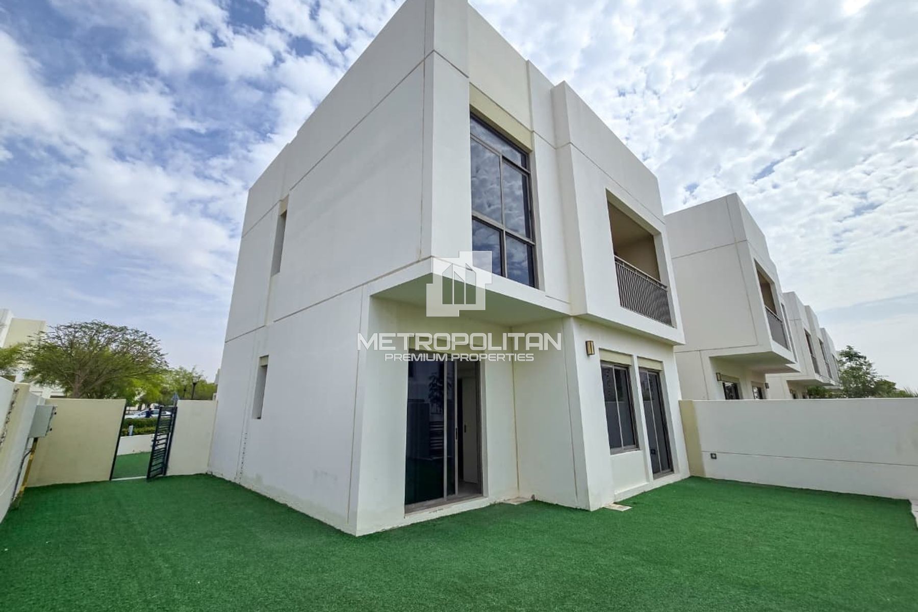4BR Villa for Rent in Town Square – MPR-9983