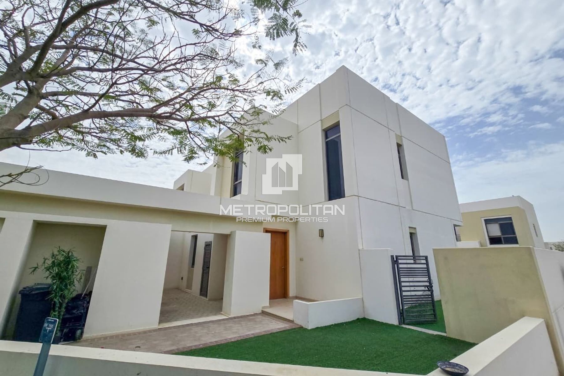 4BR Villa for Rent in Town Square – MPR-9983