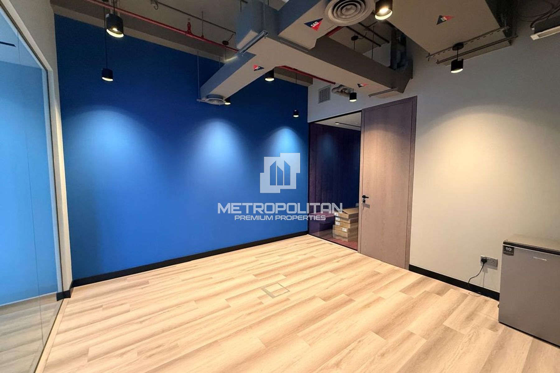 Premium Office | Fully Fitted | Canal View