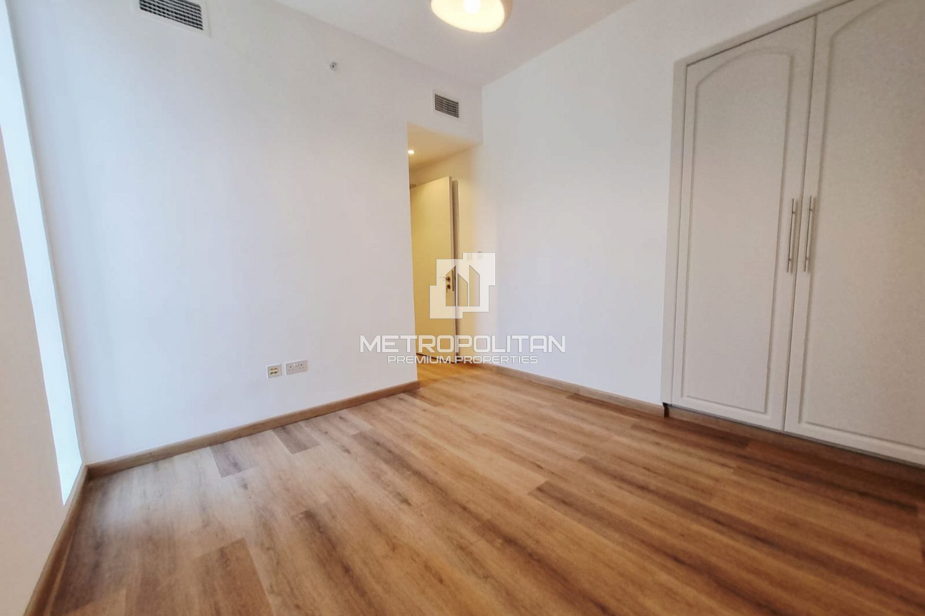 Image - The Waves Tower A, Dubai Marina, Dubai | Project - شقة