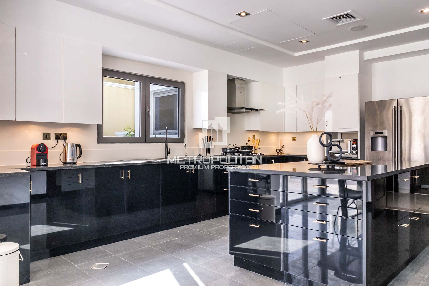6BR Villa for Sale in Palm Jumeirah – MPS-37583 photo-4