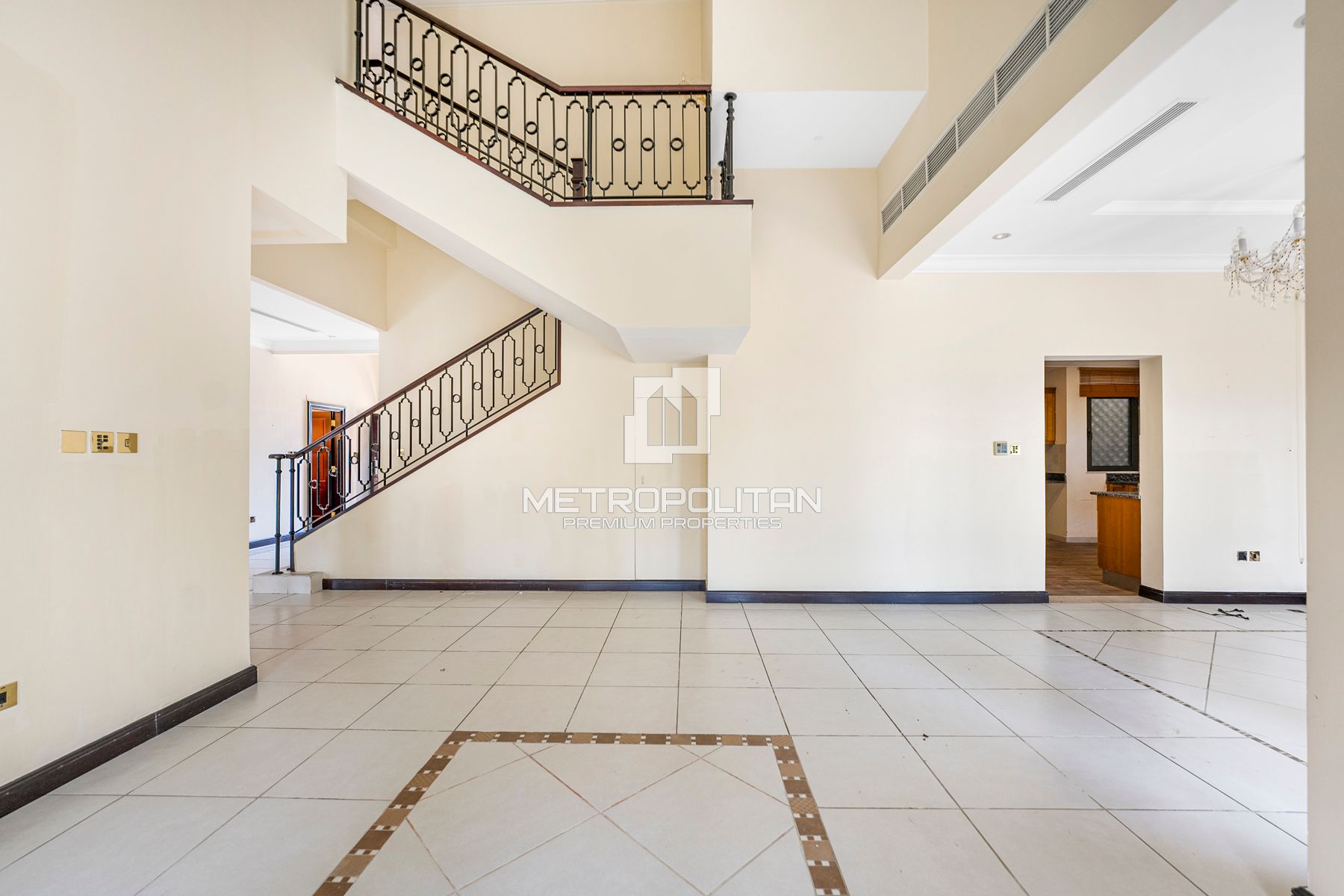 Вилла с 4 спальнями на продажу в Palm Jumeirah – MPS-38522 photo-12
