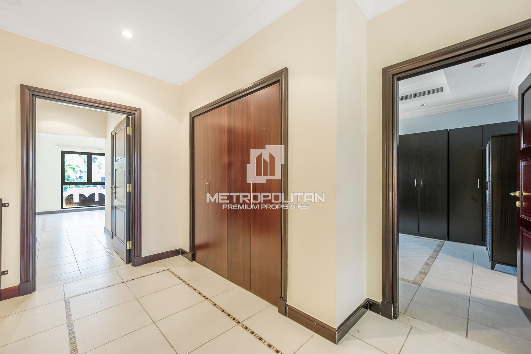 Вилла с 4 спальнями на продажу в Palm Jumeirah – MPS-38522 photo-21