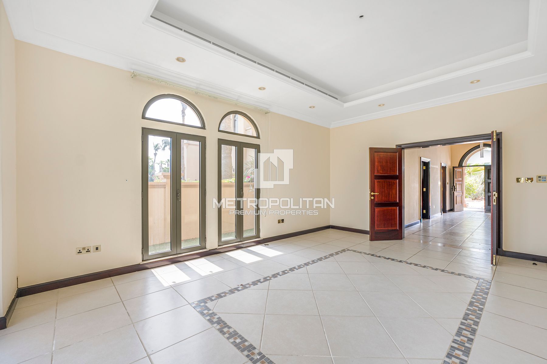 Вилла с 4 спальнями на продажу в Palm Jumeirah – MPS-38522 photo-2