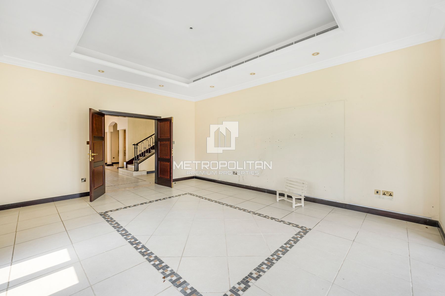 Вилла с 4 спальнями на продажу в Palm Jumeirah – MPS-38522 photo-4