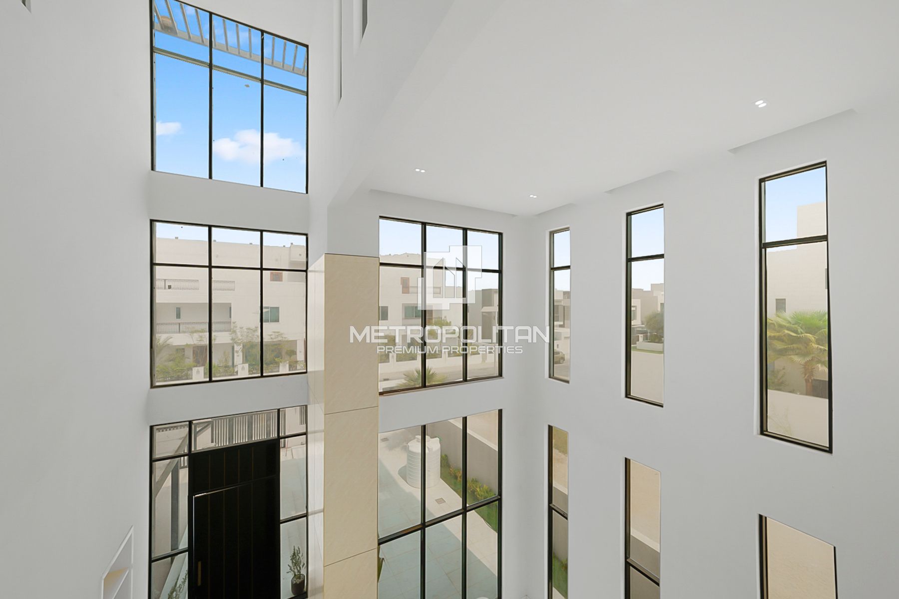 6BR Villa for Sale in Jumeirah Park – MPS-38549 photo-4