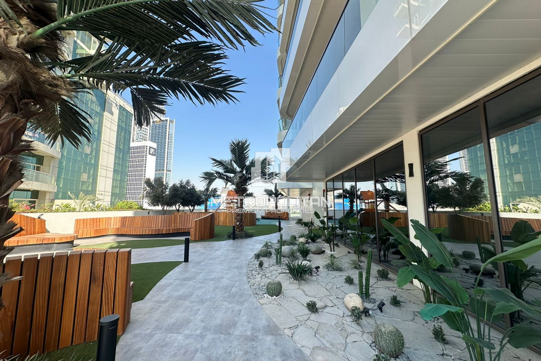 High End Unit | Exceptional Finishing | Vacant photo-16