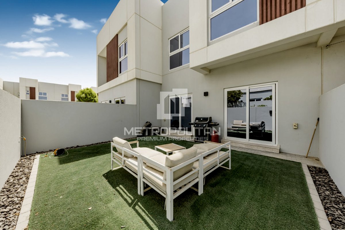 3BR Townhouse for Sale in Dubai Land – MPS-39386