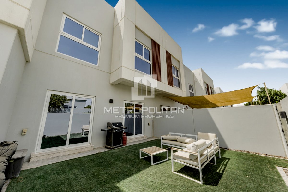 3BR Townhouse for Sale in Dubai Land – MPS-39386