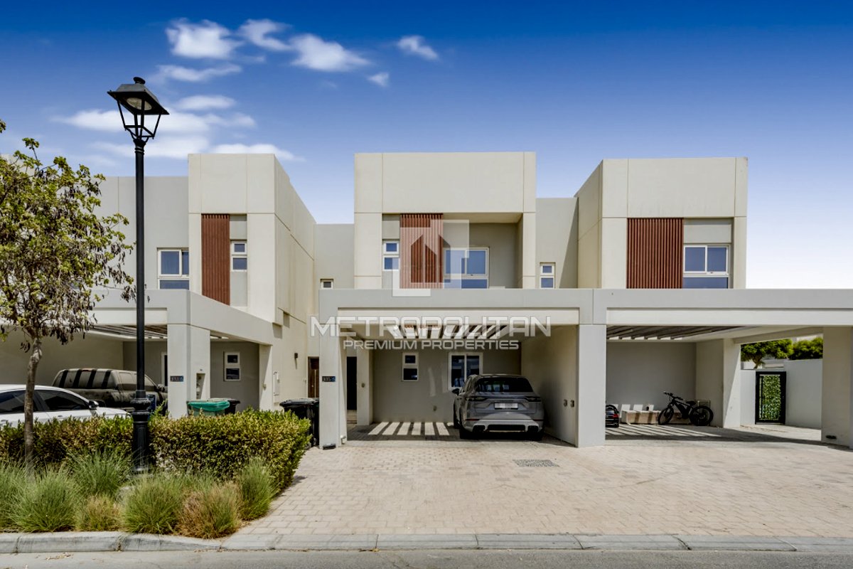 3BR Townhouse for Sale in Dubai Land – MPS-39386